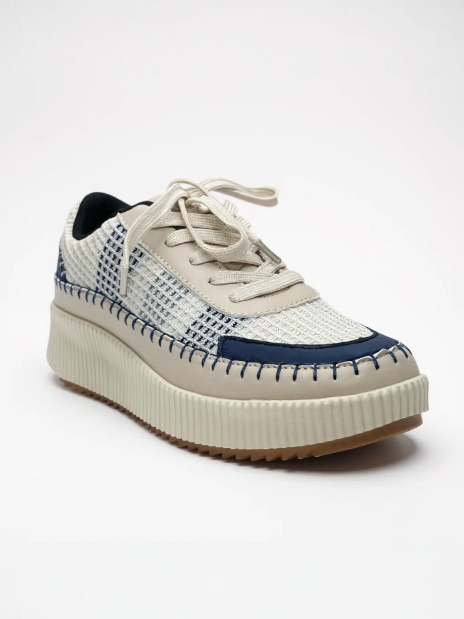 Women Sporty Lace Up Comfort Platform Low Top Sneaker